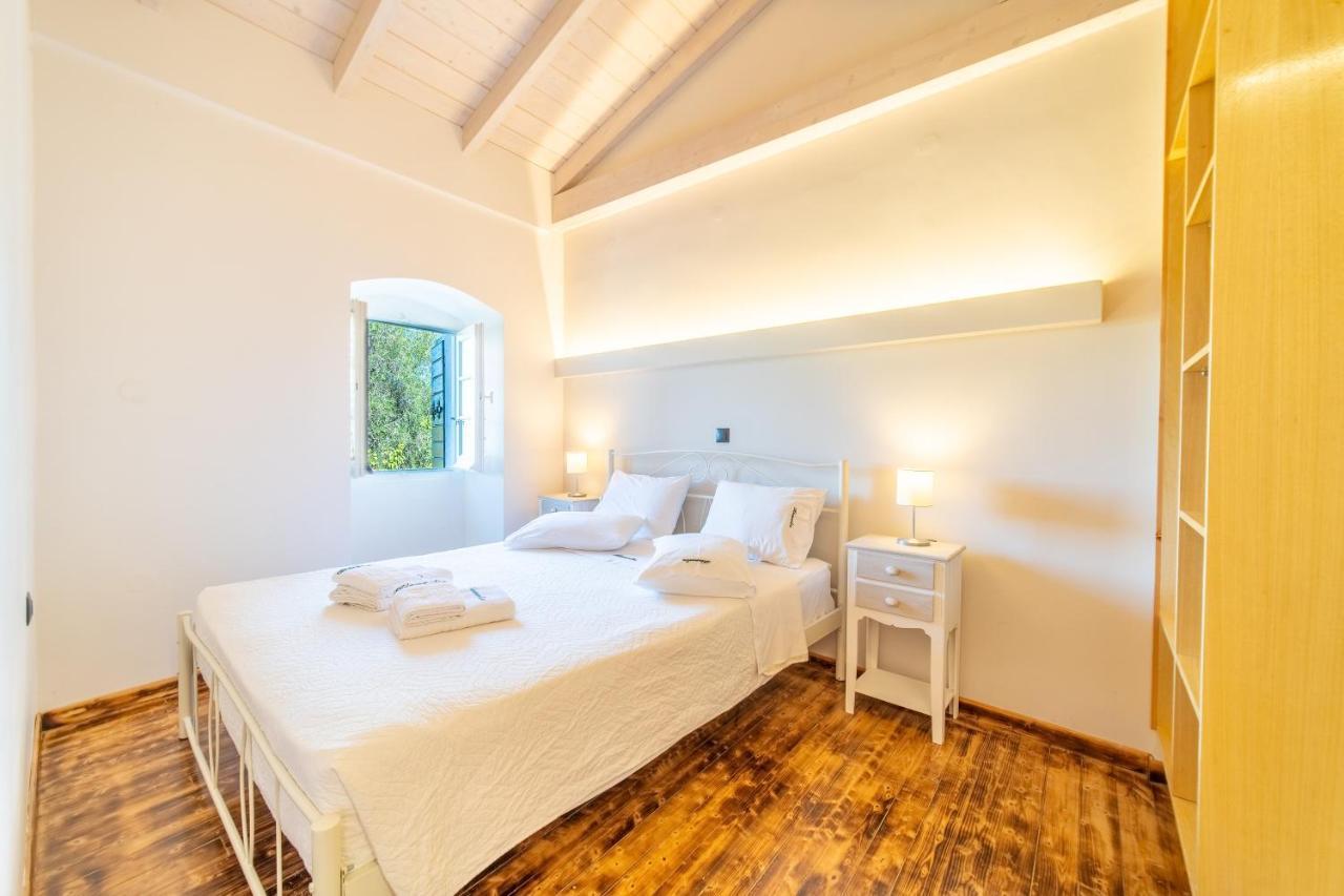 Villa Adamantia Paxos Gaios Luaran gambar