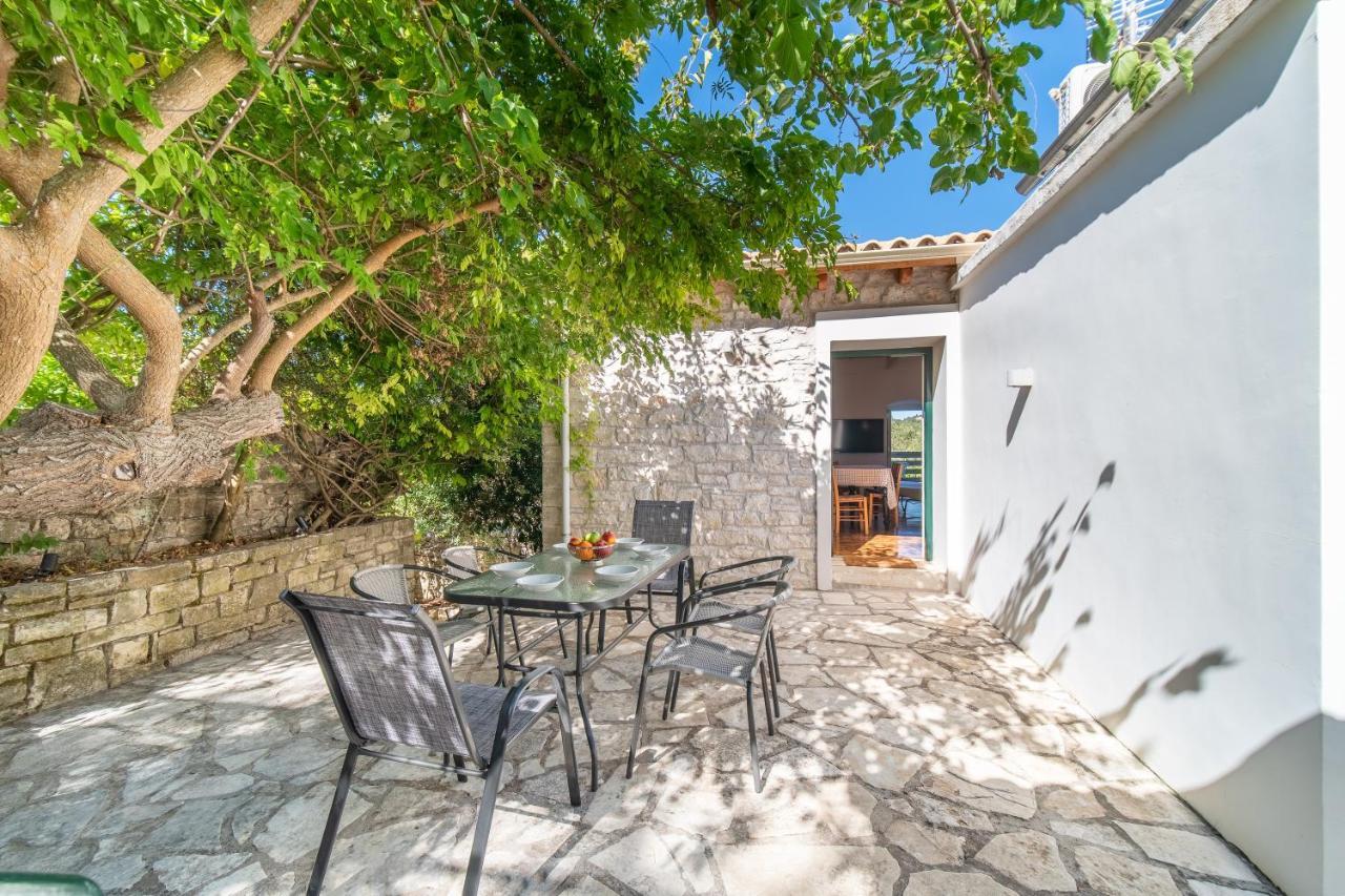 Villa Adamantia Paxos Gaios Luaran gambar